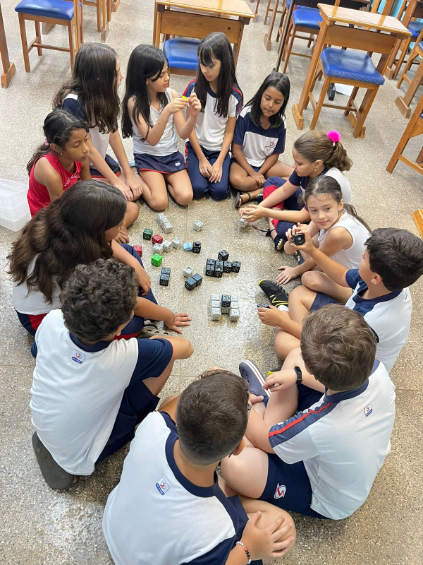 Aula de robótica 3° Ano