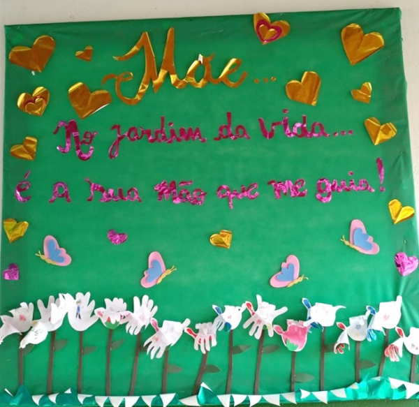 Painel Giro olhar e painel em comemora&ccedil;&atilde;o ao dia das M&atilde;es