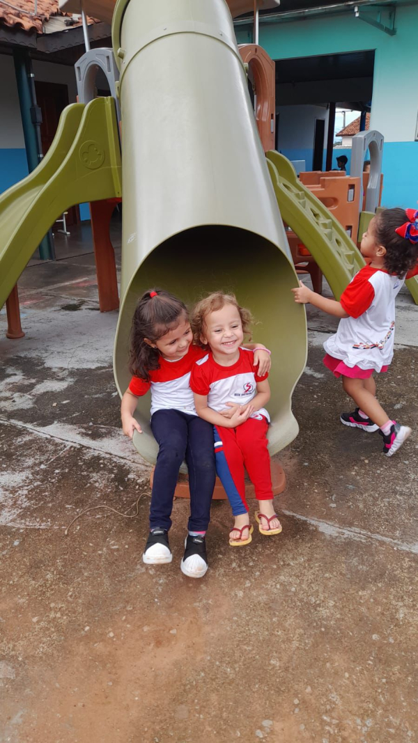 Volta &agrave;s aulas no Maternal III. 🤩📚