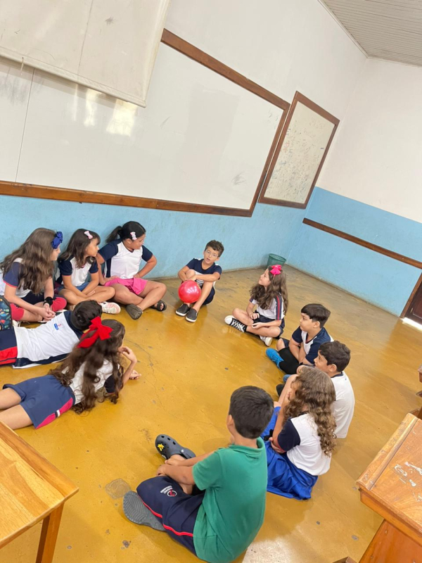 A brincadeira &ldquo;Escravos de J&oacute;&rdquo; . 3&deg; Ano do Ensino Fundamental I.