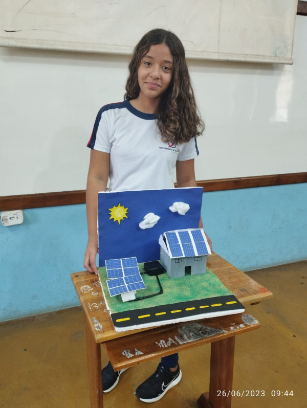 Construção de Maquetes: Fontes de Energia Renováveis