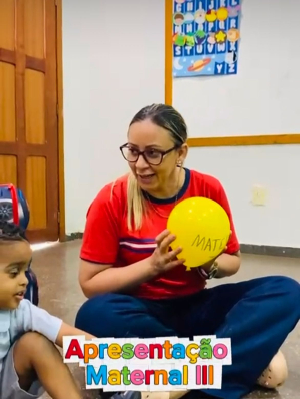 Acolhida com apresenta&ccedil;&atilde;o dos alunos 🤍